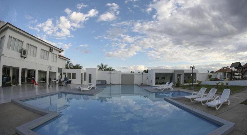 Terranova Suites Санта-Крус-де-ла-Сьєрра Екстер'єр фото